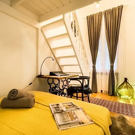 Apartment St Stephen Boulevard Next To Danube Budapest
